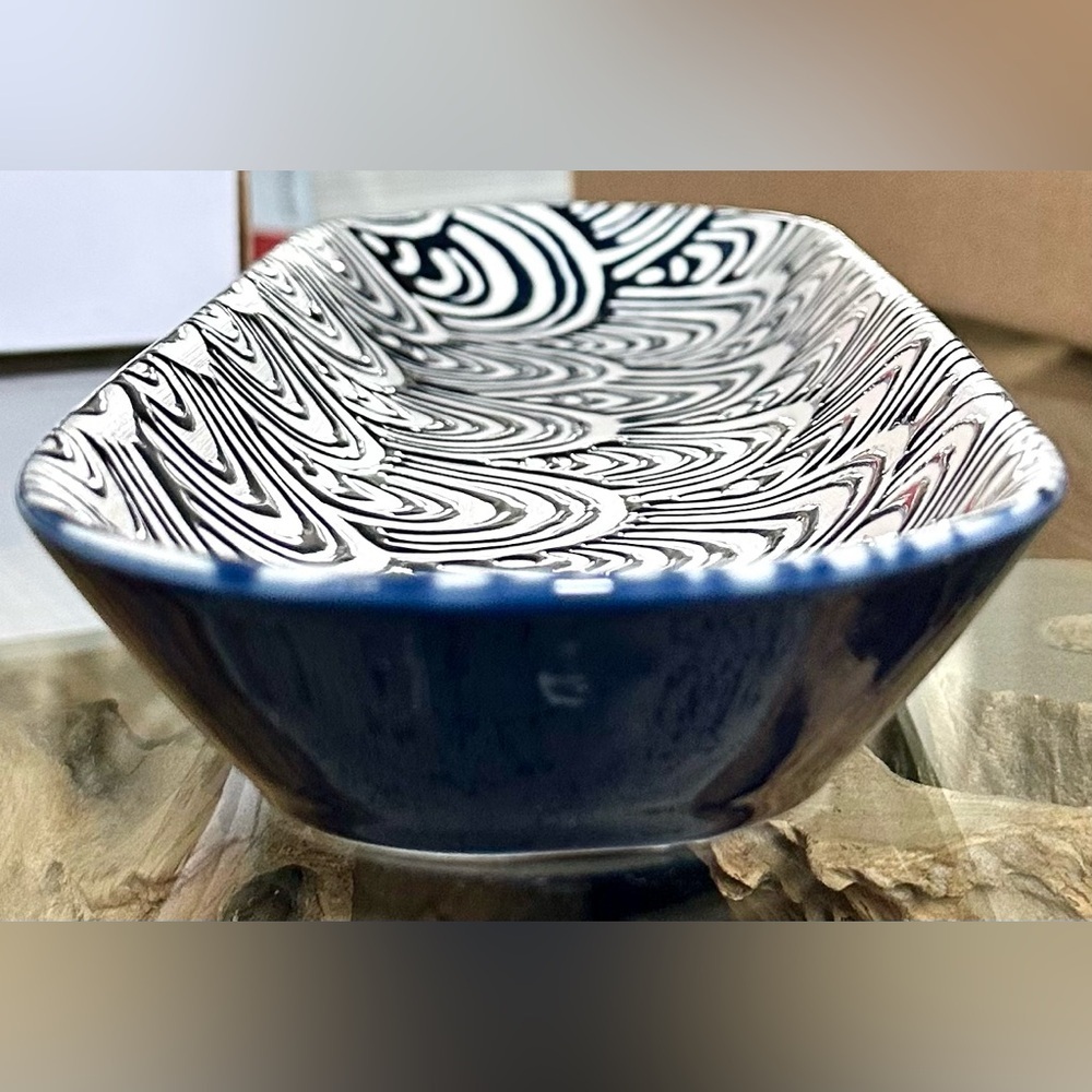 ‼️RARE‼️🎸Short Stories🎸🔥NWT🔥Ceramic Tray in Navy Blue - Picture 11 of 16